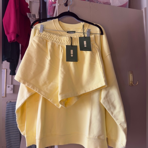 Daily Drills Sweaters - Daily drills lemonade crewneck and shorts set! Size XS/S
